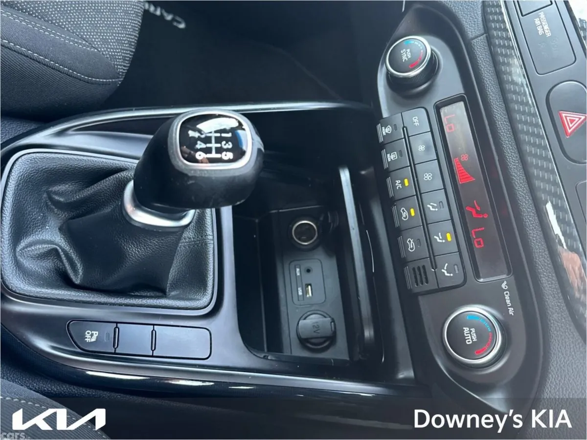 Kia Carens MPV, Diesel, 2017, Grey