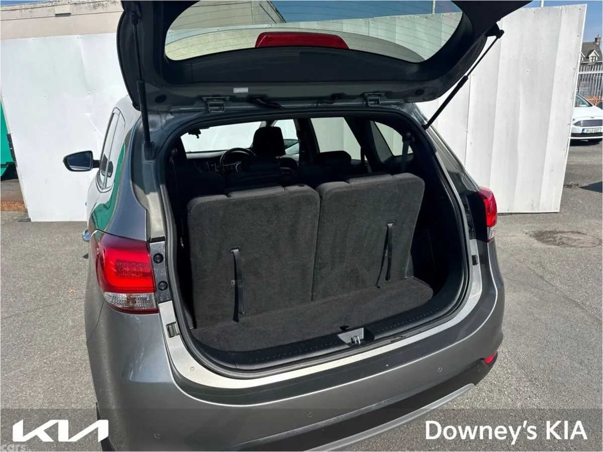 Kia Carens MPV, Diesel, 2017, Grey