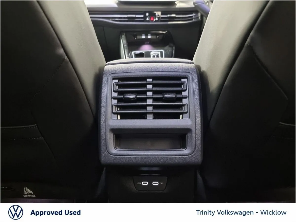 Volkswagen Golf Estate, Petrol, 2025, Grey