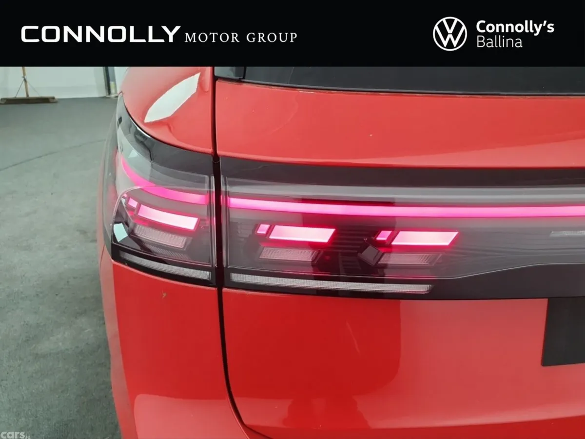 Volkswagen Tiguan SUV, Diesel, 2027, Red