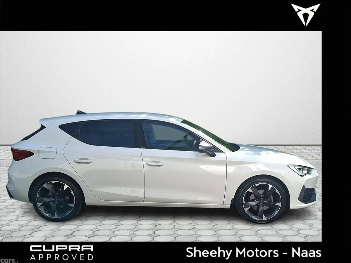 Cupra Leon Estate, Petrol, 2023, White