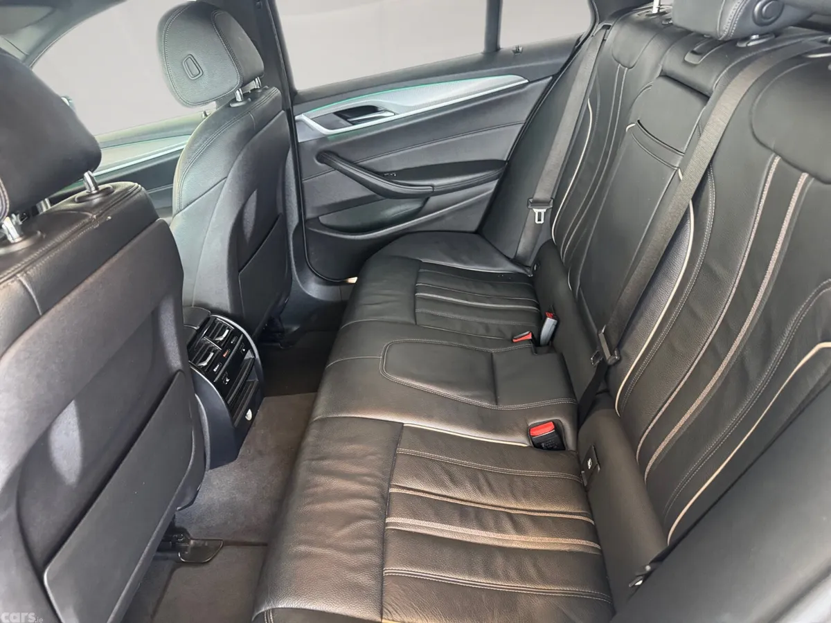 BMW 5-Series Estate, Diesel, 2020, White