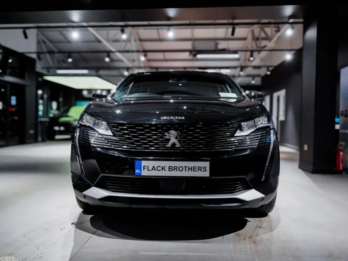 Peugeot 3008 MPV, Diesel, 2023, Black