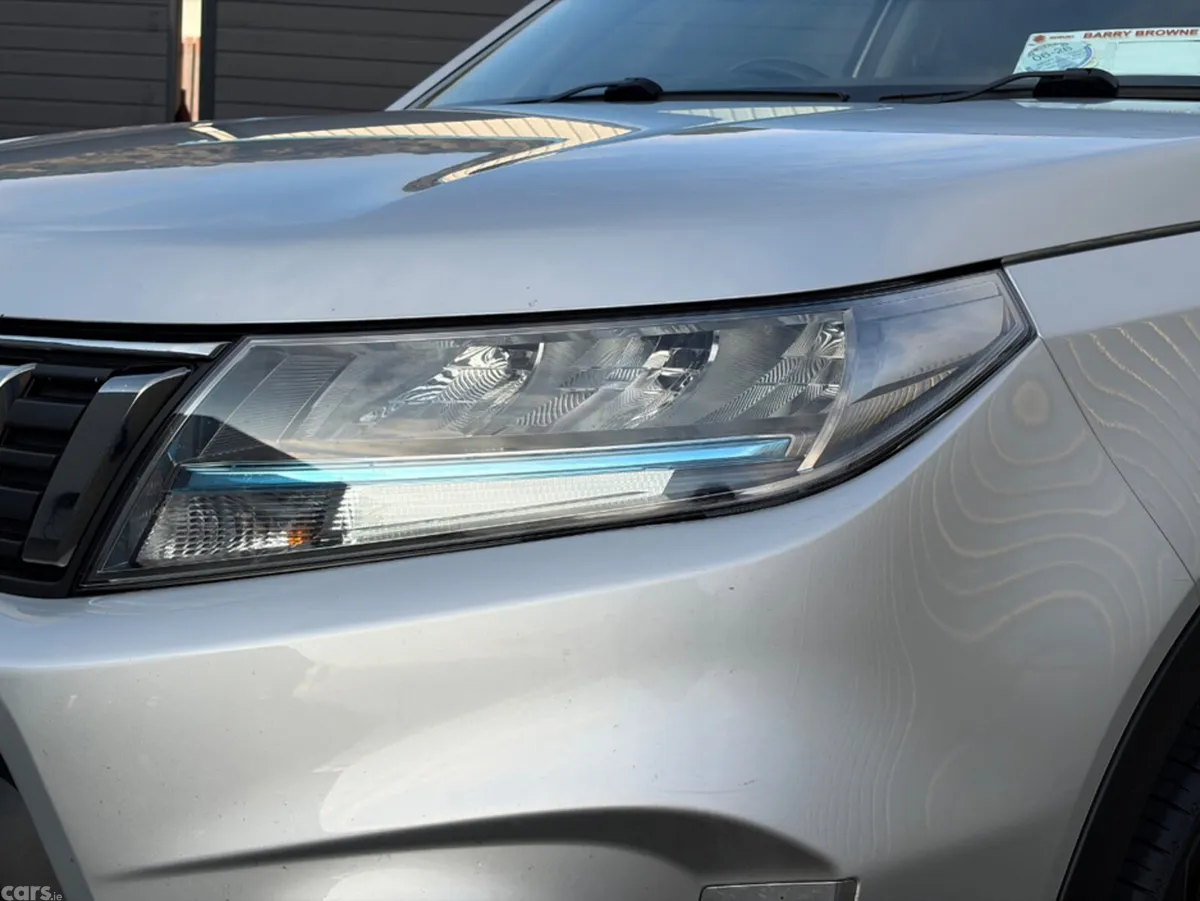 Suzuki Vitara SUV, Petrol, 2023, Grey