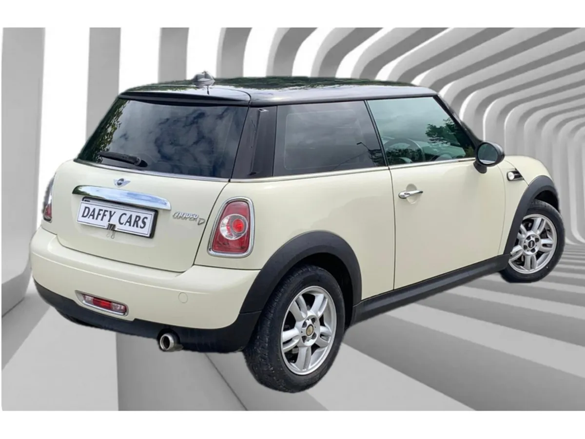 Mini Cooper Hatchback, Diesel, 2013, White
