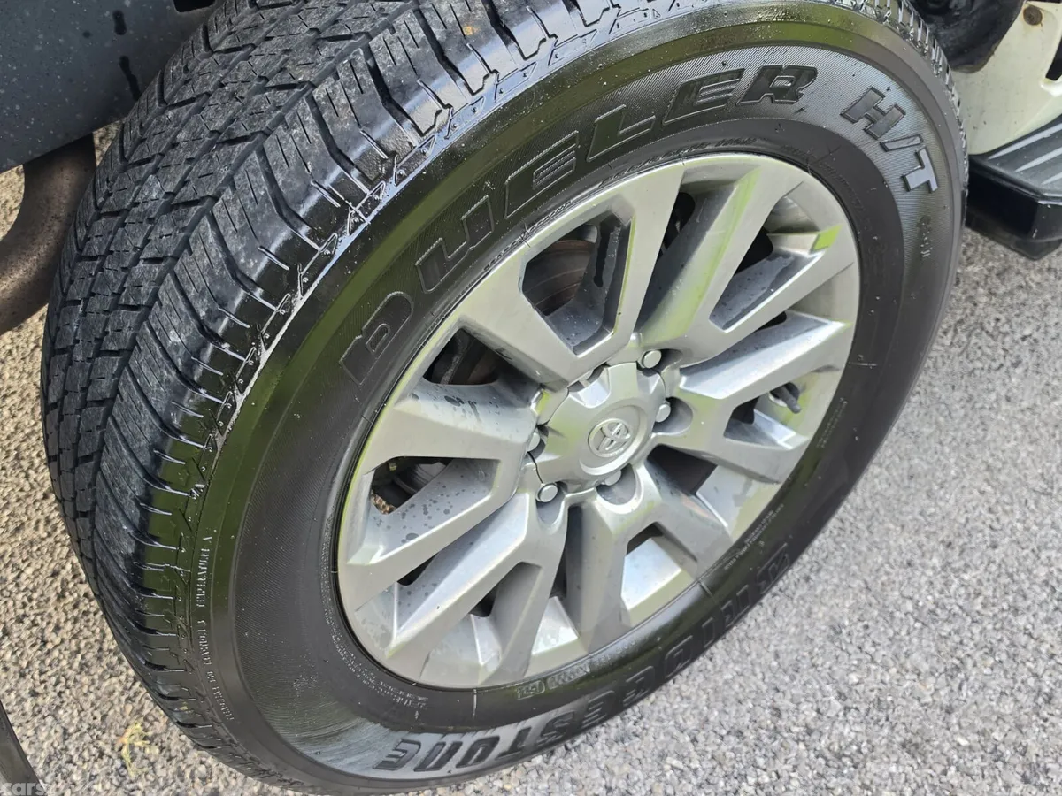 Toyota Land Cruiser SUV, Diesel, 2018, White