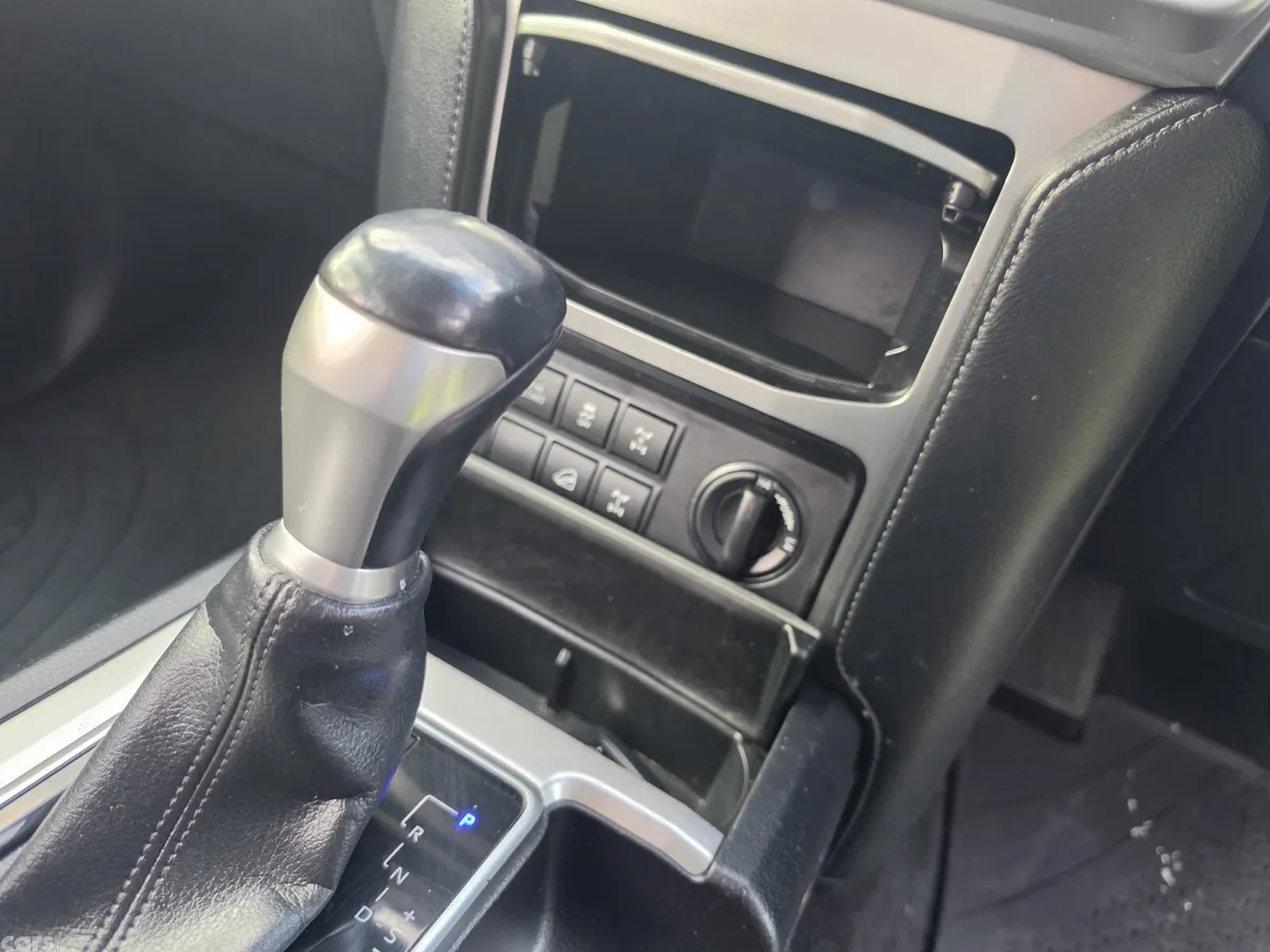 Toyota Land Cruiser SUV, Diesel, 2018, White