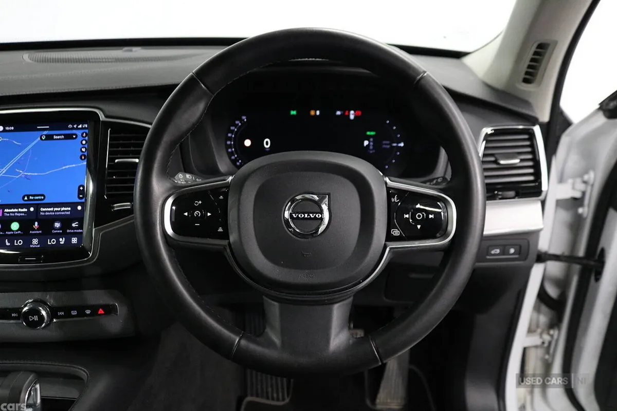 Volvo XC90 SUV, Petrol Hybrid, 2024, White