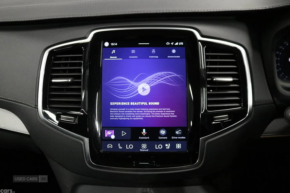 Volvo XC90 SUV, Petrol Hybrid, 2024, White
