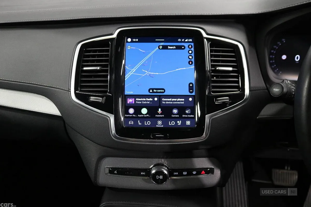 Volvo XC90 SUV, Petrol Hybrid, 2024, White