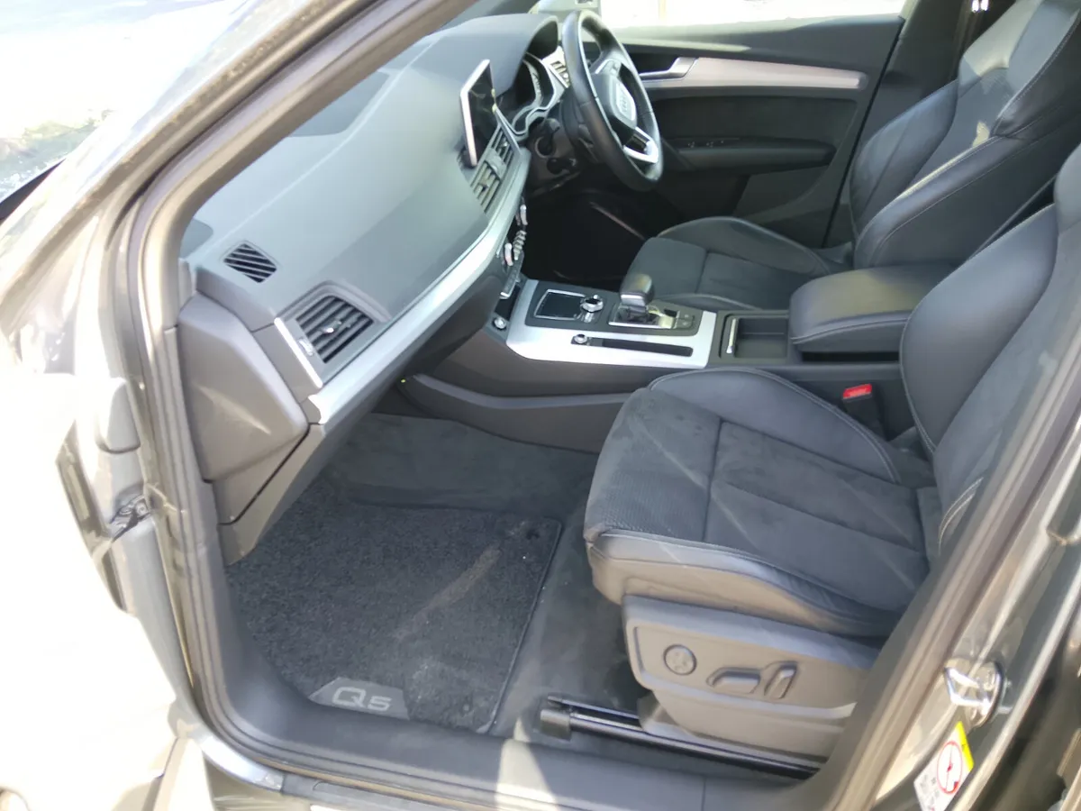 Audi Q5 SUV, Diesel, 2021, Grey