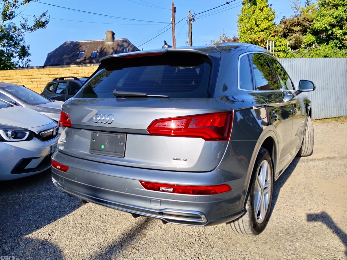 Audi Q5 SUV, Diesel, 2021, Grey