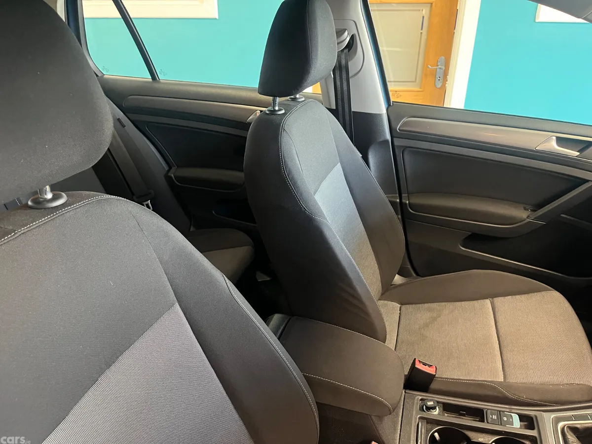 Volkswagen Golf Hatchback, Petrol, 2014, Blue