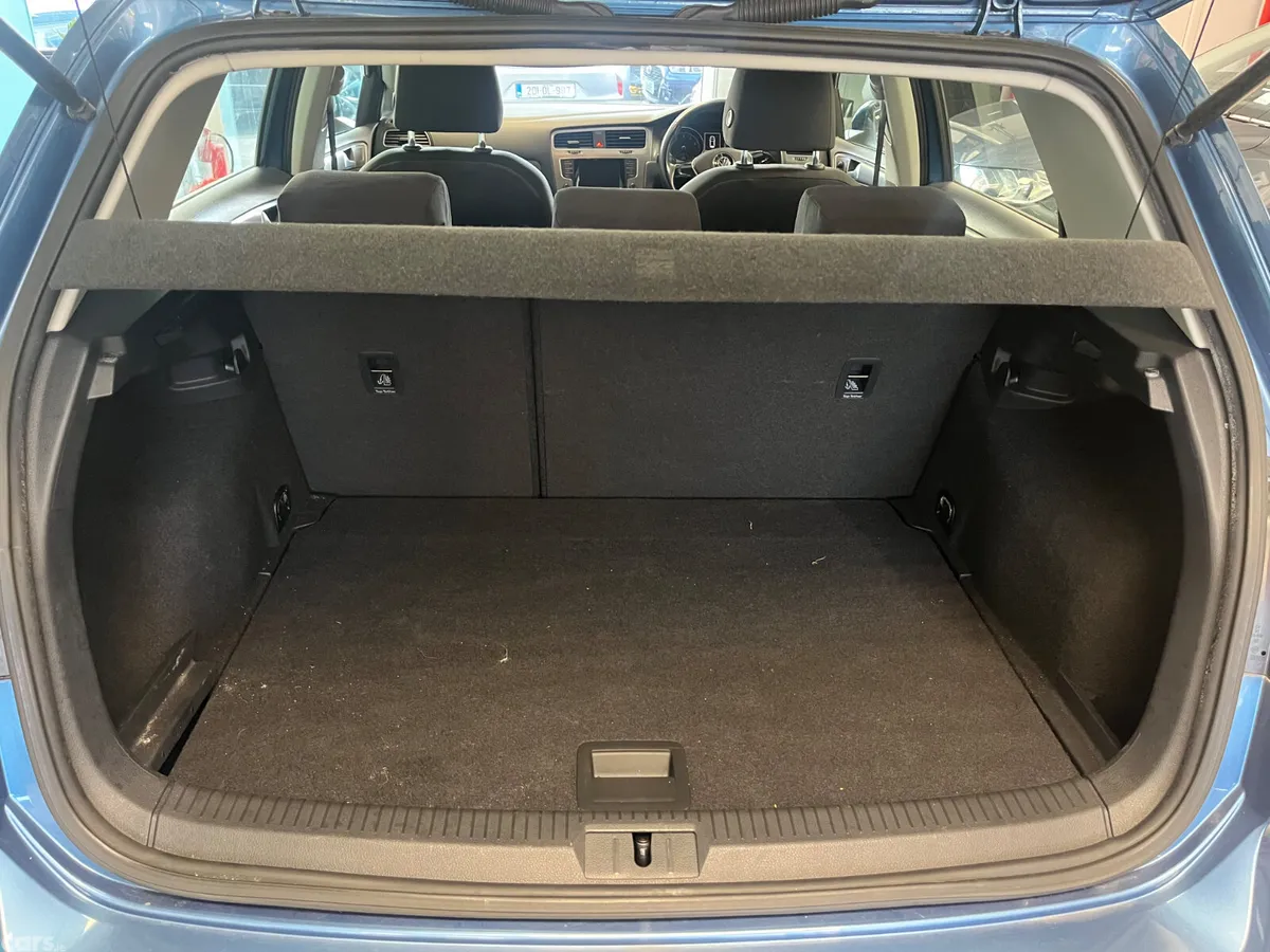 Volkswagen Golf Hatchback, Petrol, 2014, Blue