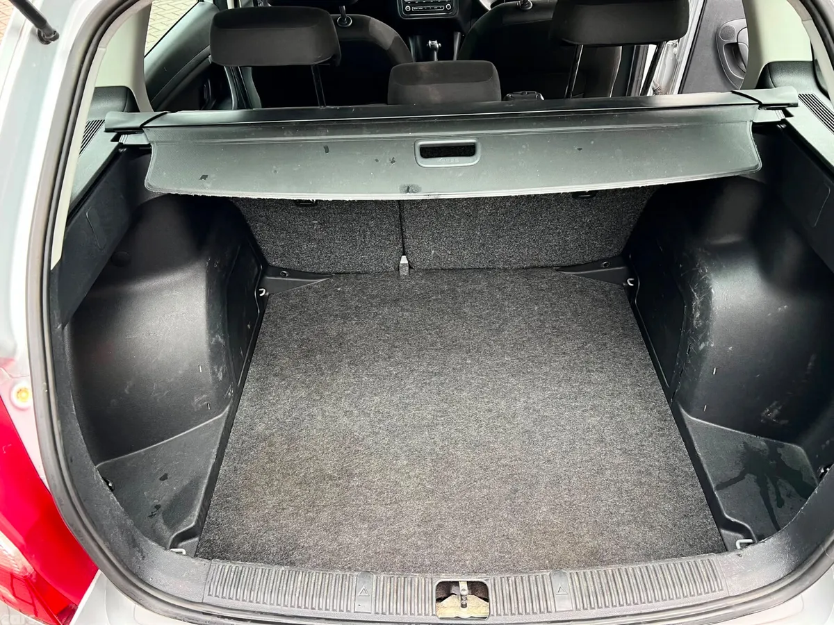 Skoda Fabia Estate, Petrol, 2012, Silver