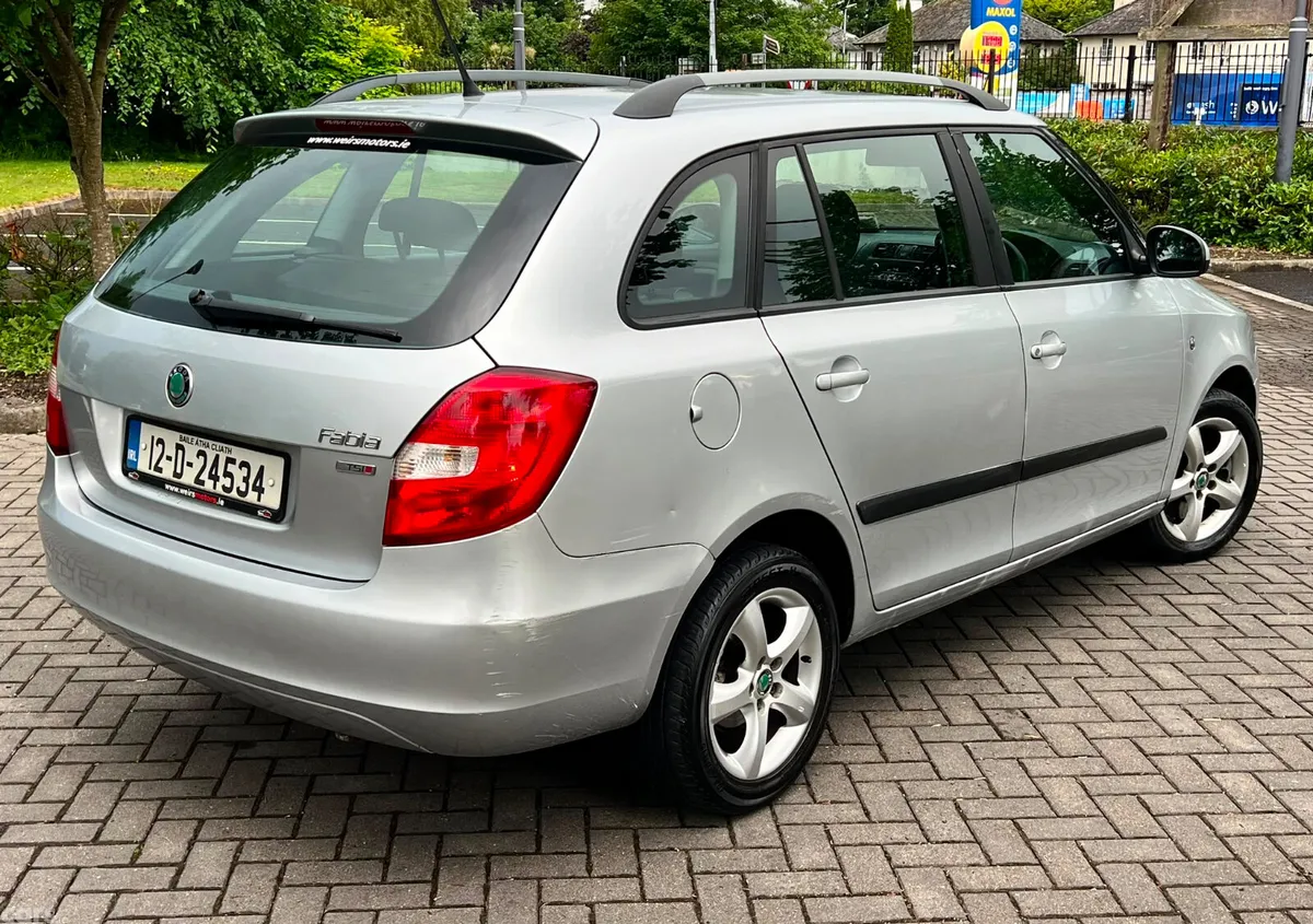 Skoda Fabia Estate, Petrol, 2012, Silver