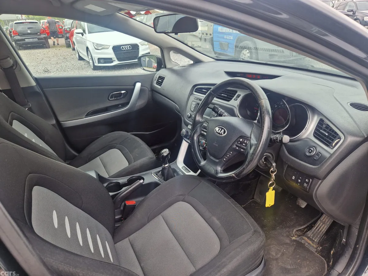 Kia Ceed Hatchback, Diesel, 2013, Black