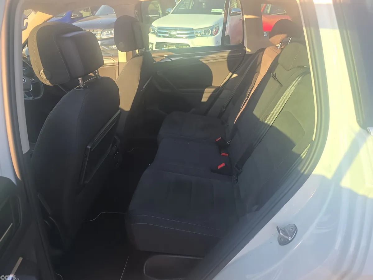 Volkswagen Tiguan SUV, Diesel, 2019, White
