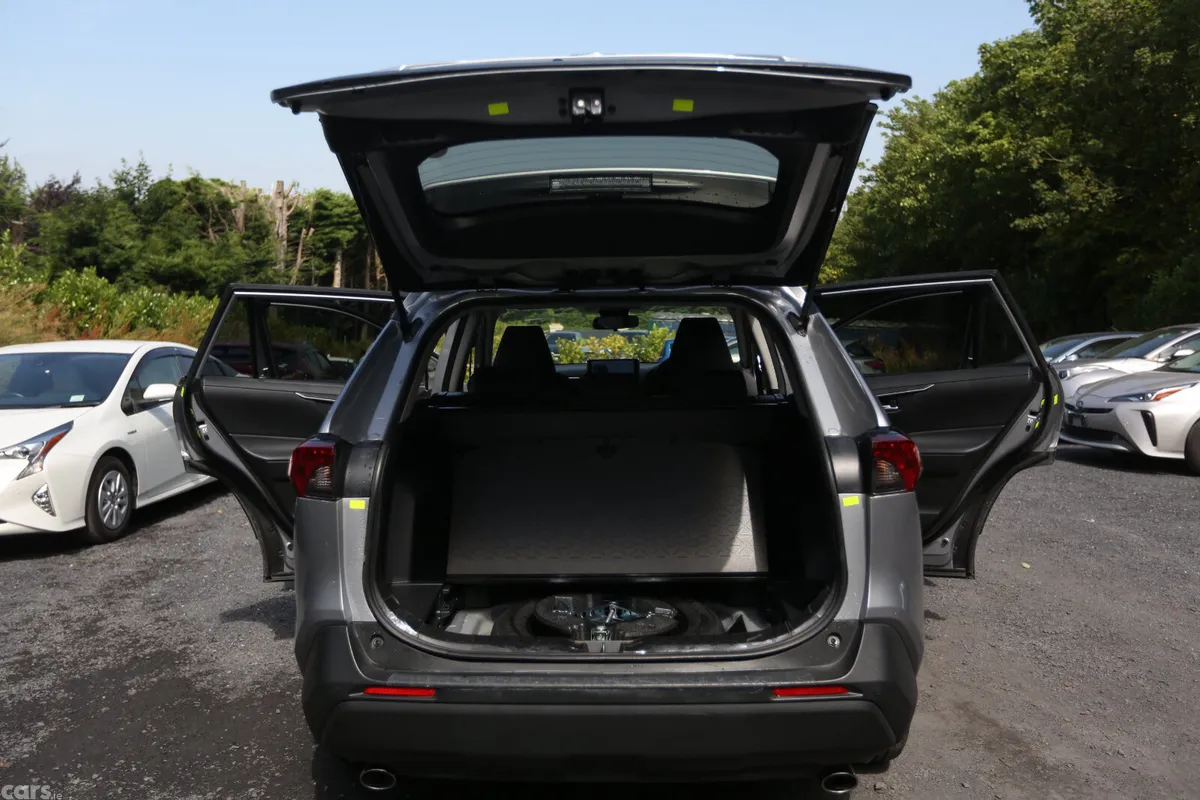 Toyota RAV4 SUV, Petrol Hybrid, 2020, Silver