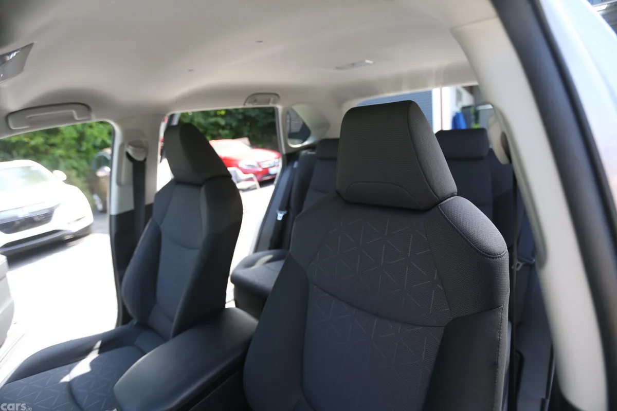 Toyota RAV4 SUV, Petrol Hybrid, 2020, Silver