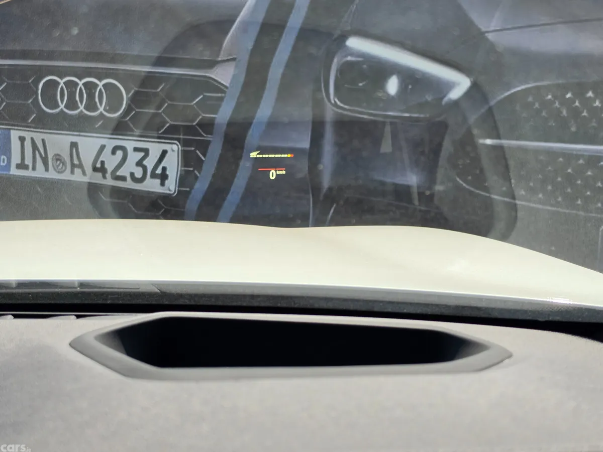 BMW 5-Series Estate, Petrol Plug-in Hybrid, 2021, White