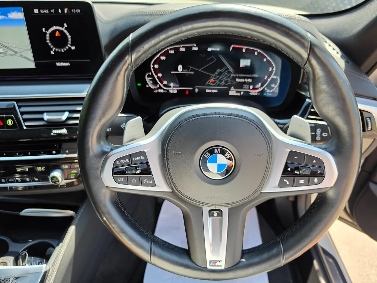 BMW 5-Series Estate, Petrol Plug-in Hybrid, 2021, White