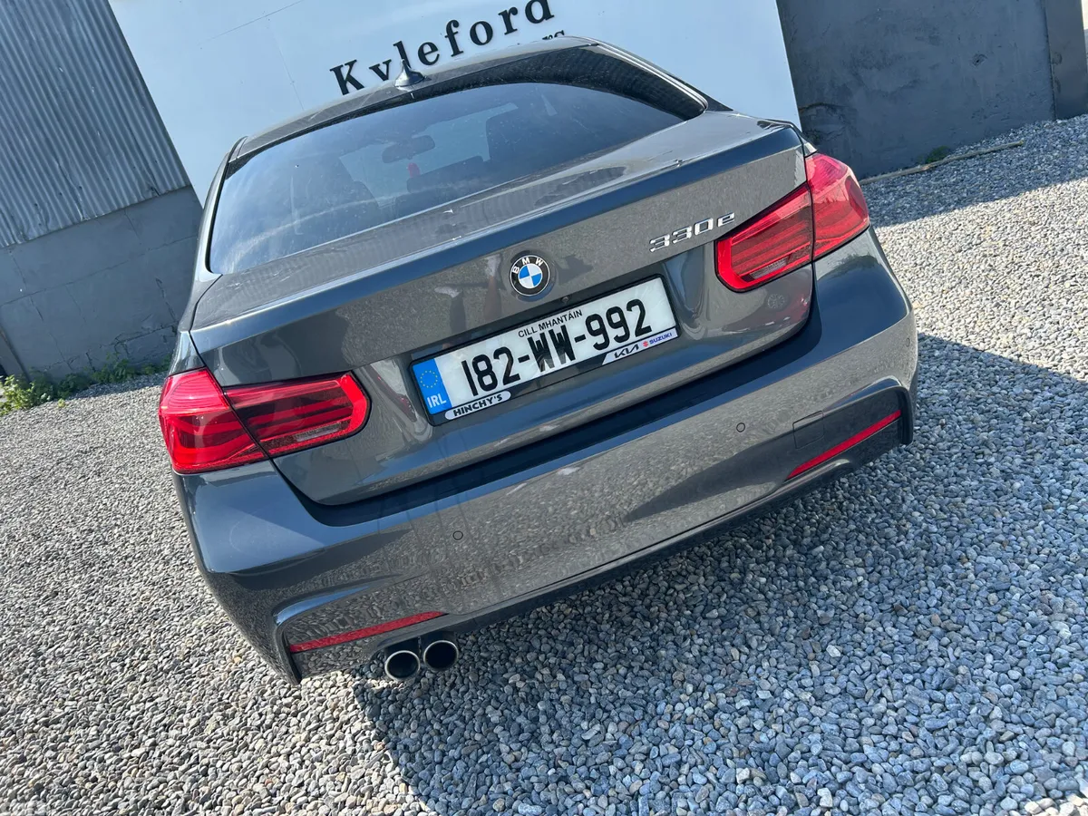 BMW 3-Series Saloon, Petrol Hybrid, 2018, Grey