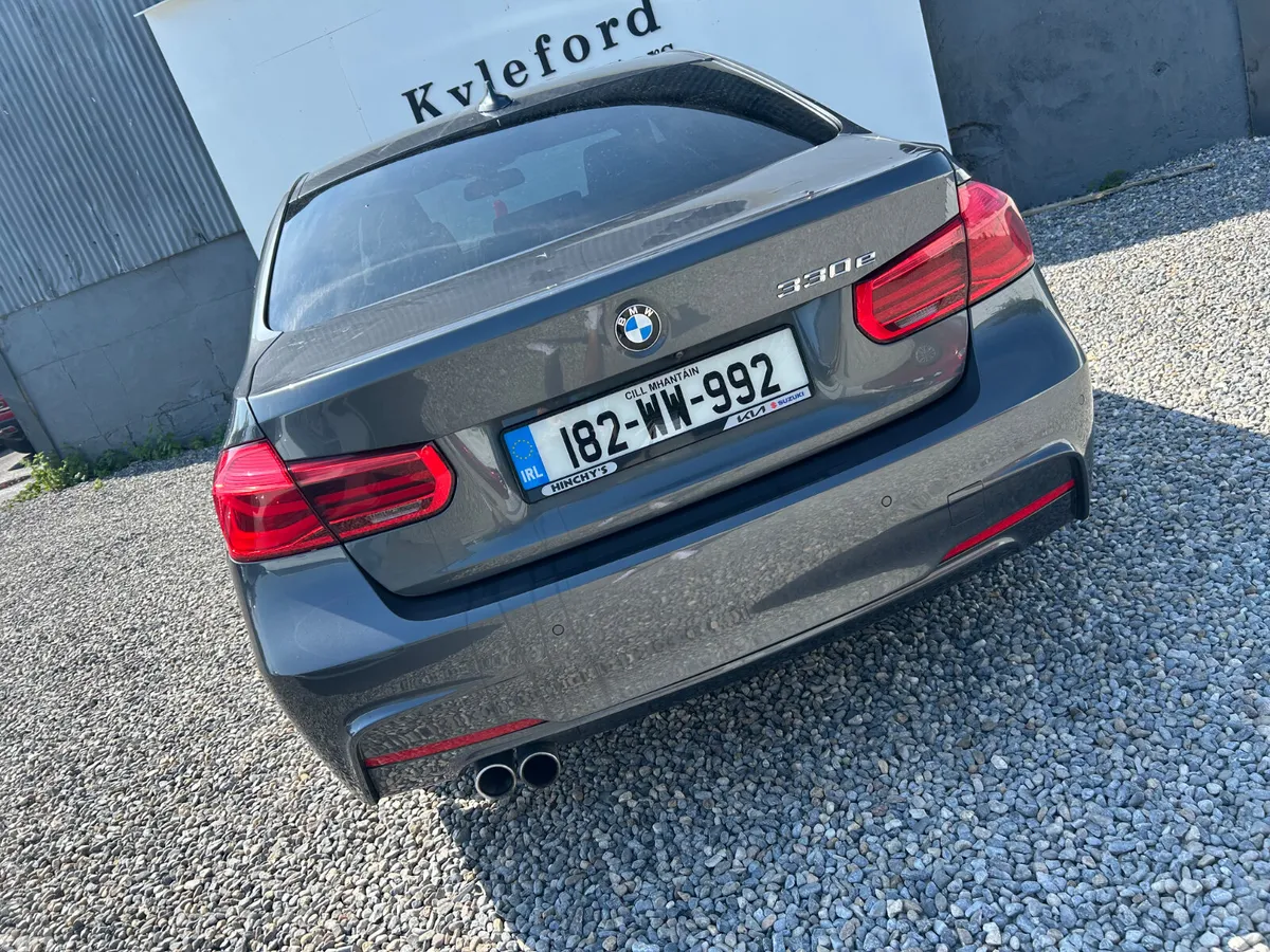 BMW 3-Series Saloon, Petrol Hybrid, 2018, Grey