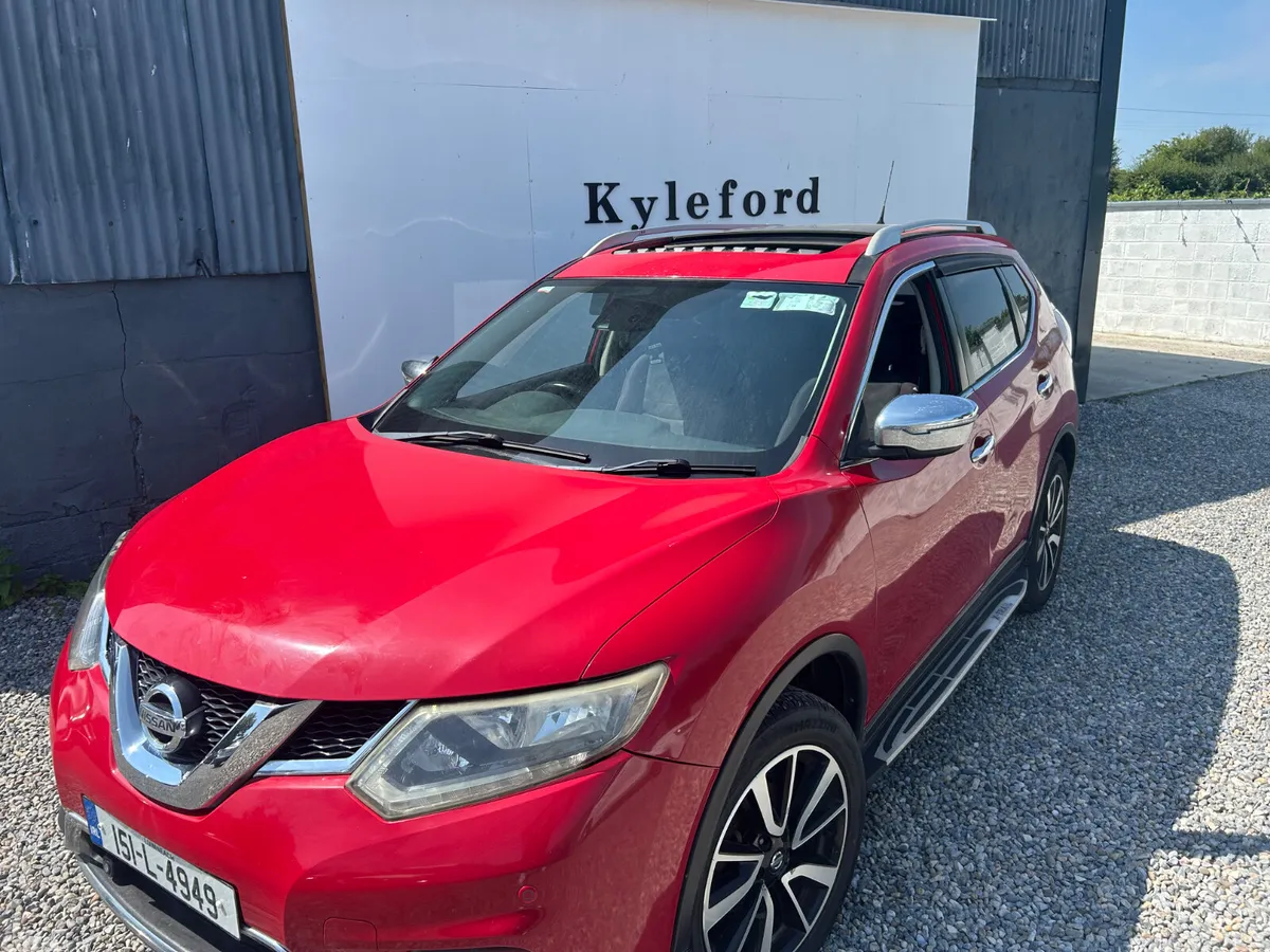 Nissan X-Trail SUV, Diesel, 2015, Red
