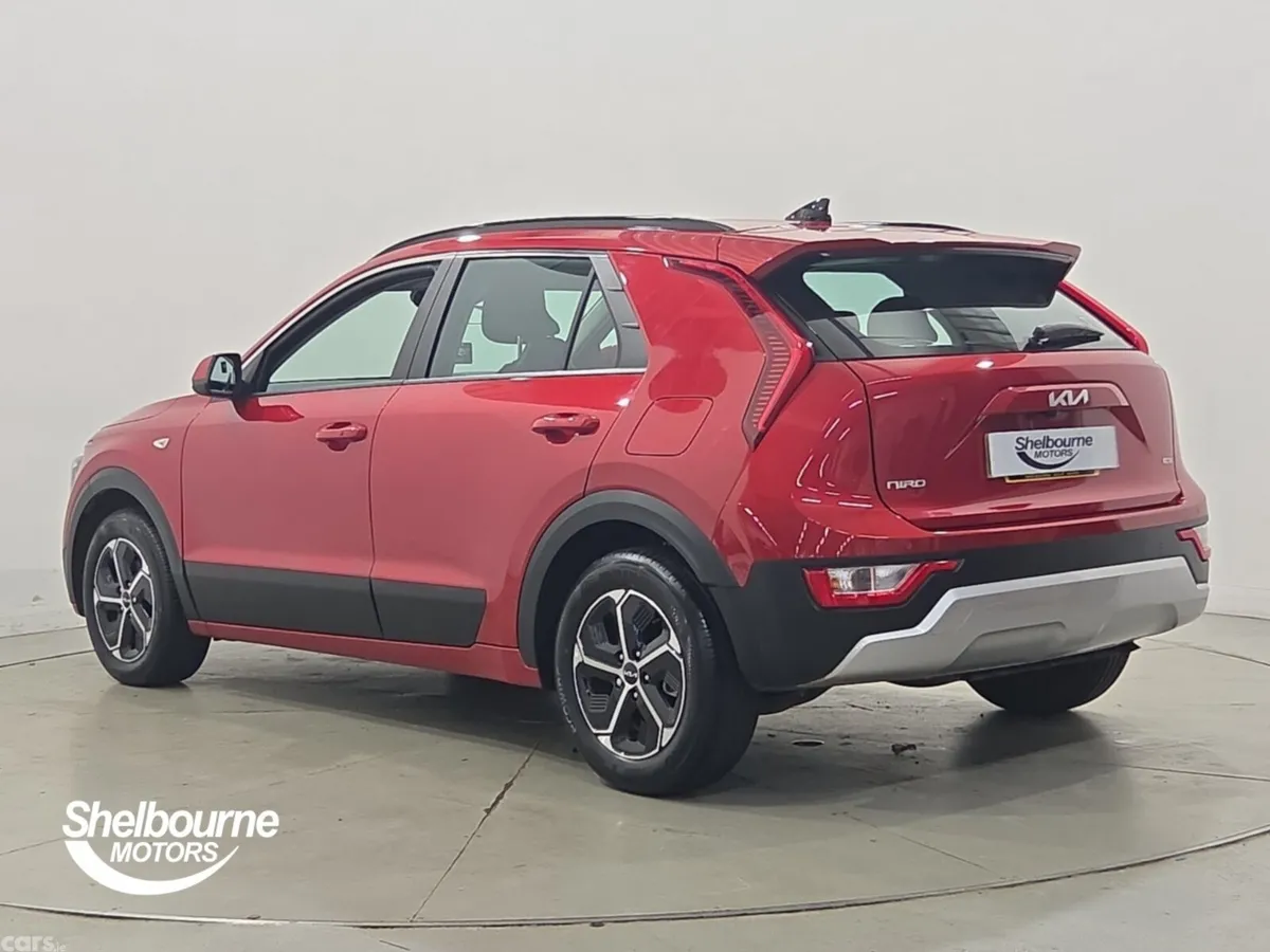 Kia Niro Estate, Petrol Hybrid, 2025, Red