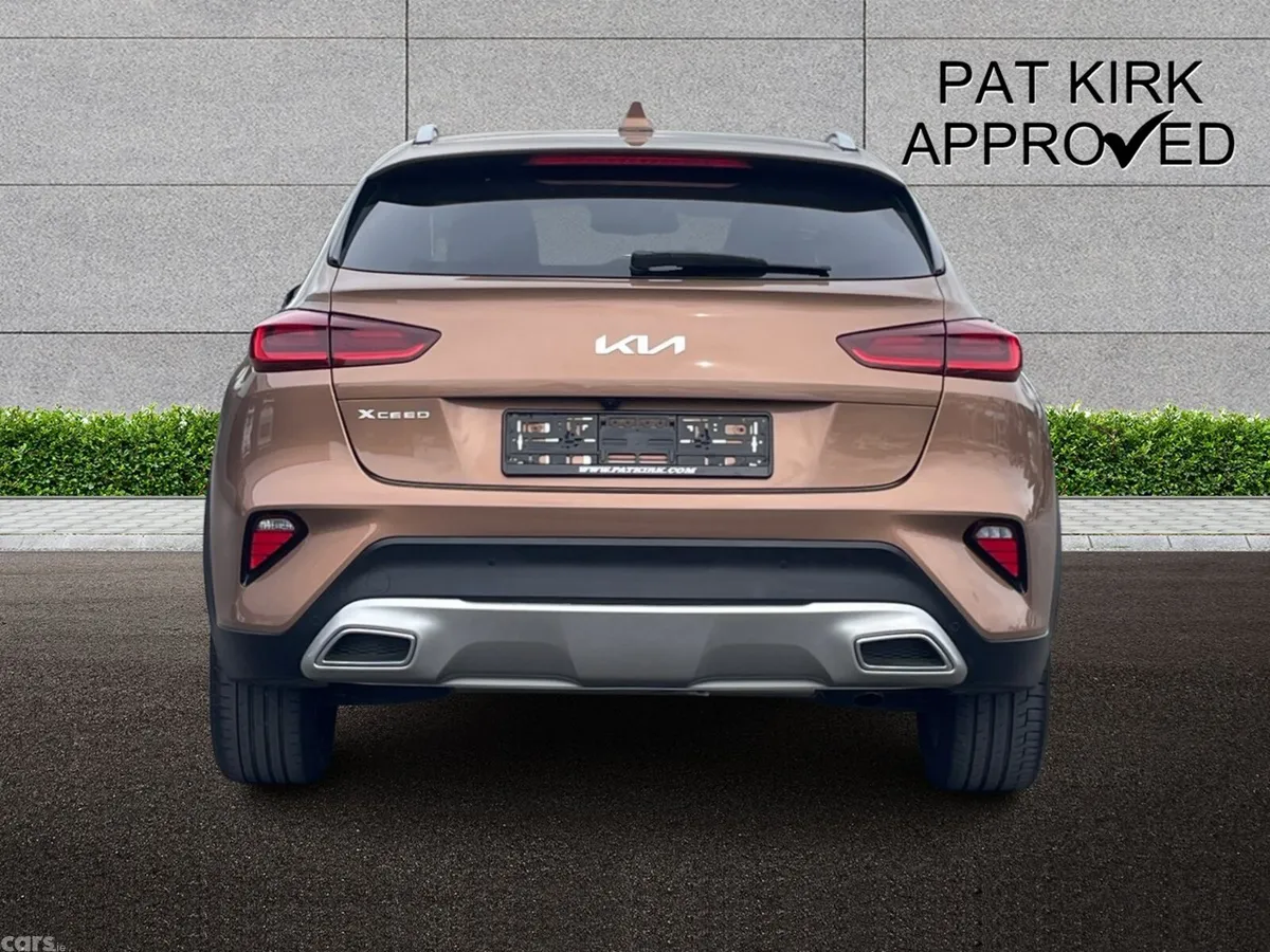 Kia XCeed Hatchback, Petrol, 2022, Bronze