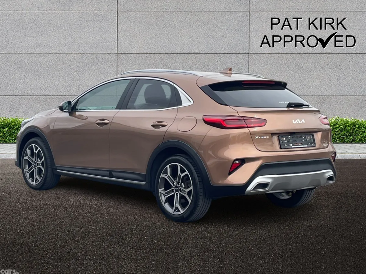 Kia XCeed Hatchback, Petrol, 2022, Bronze