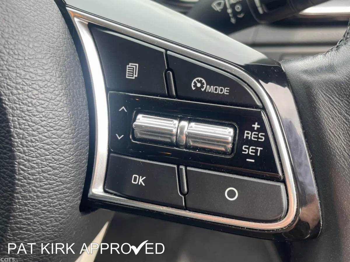 Kia XCeed Hatchback, Petrol, 2022, Bronze