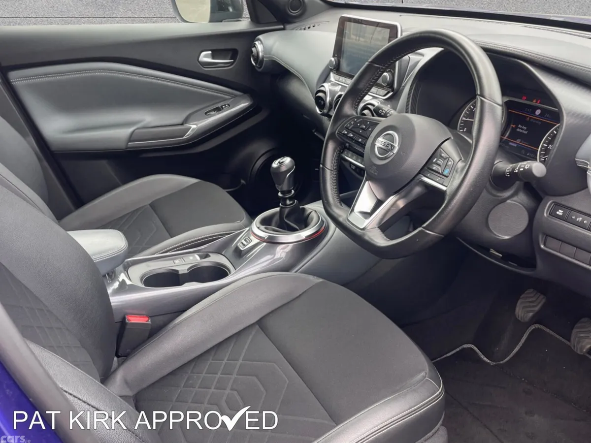 Nissan Juke Hatchback, Petrol, 2020, Blue