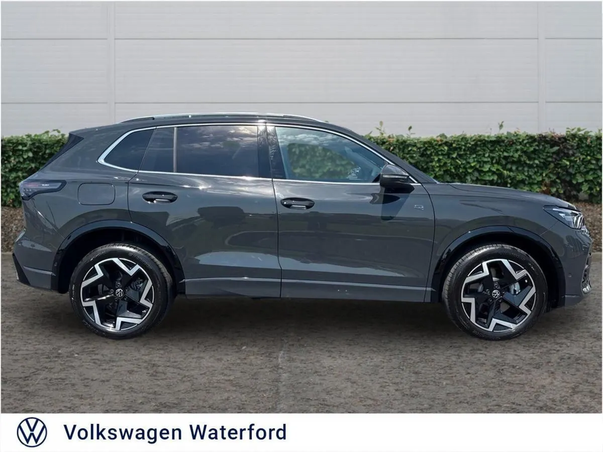 Volkswagen Tiguan SUV, Petrol Plug-in Hybrid, 2026, Grey