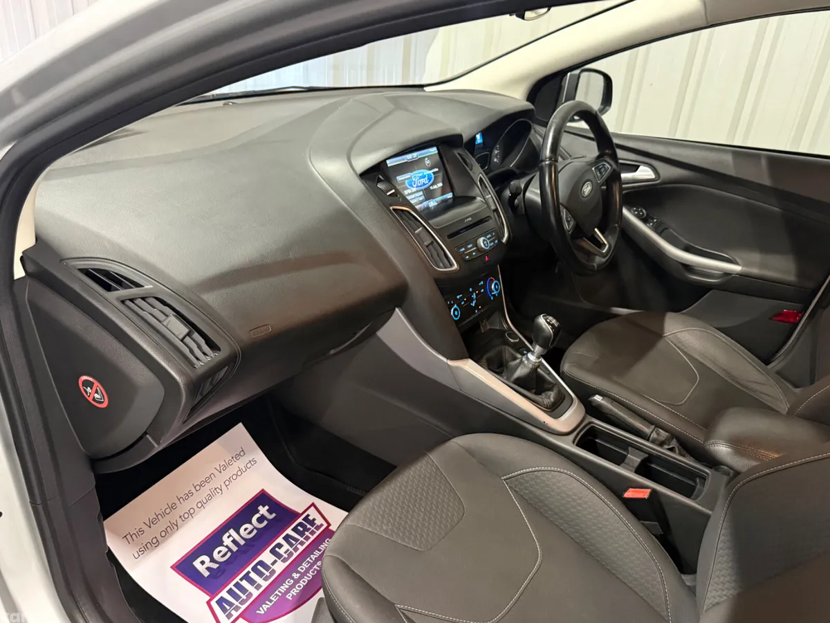 Ford Focus Hatchback, Diesel, 2016, Silver