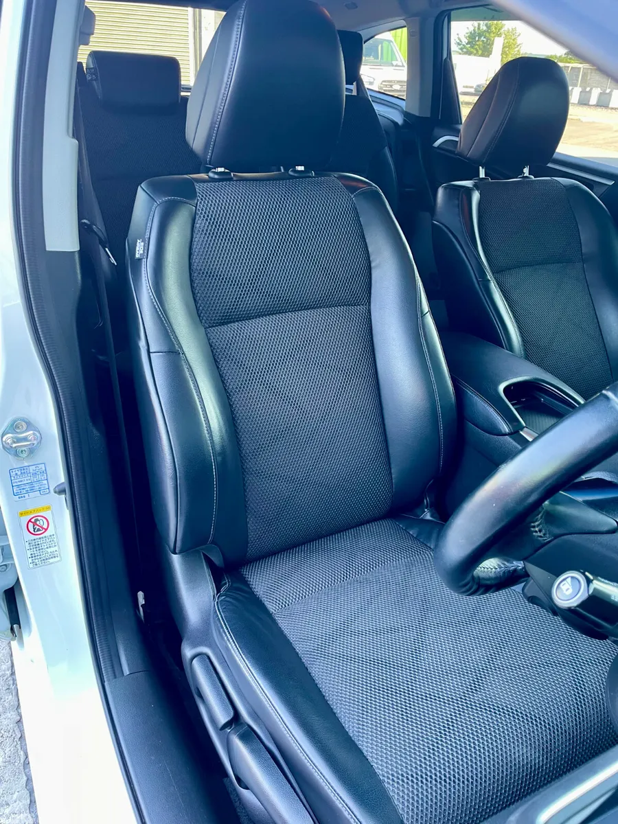Honda Jade MPV, Petrol Hybrid, 2016, White