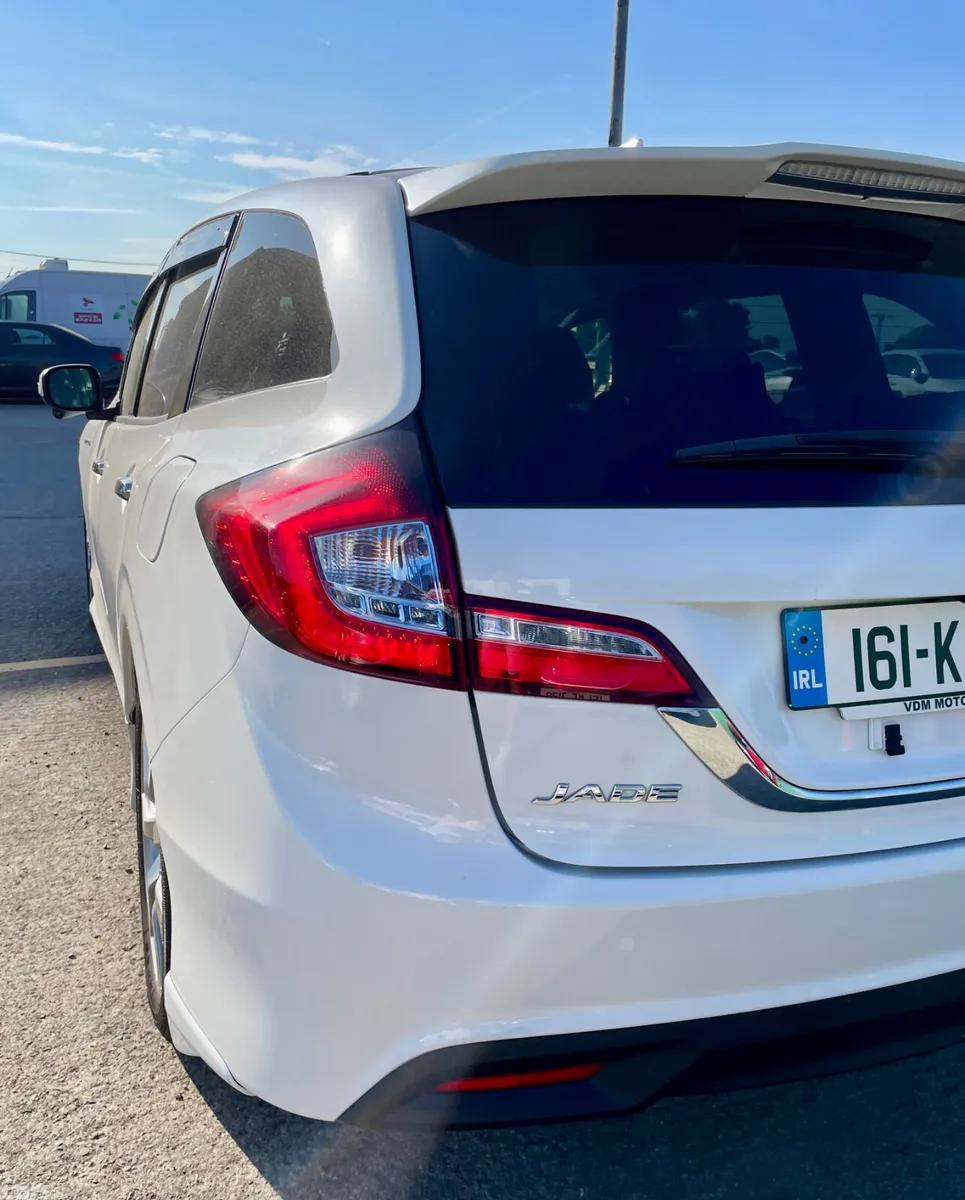 Honda Jade MPV, Petrol Hybrid, 2016, White