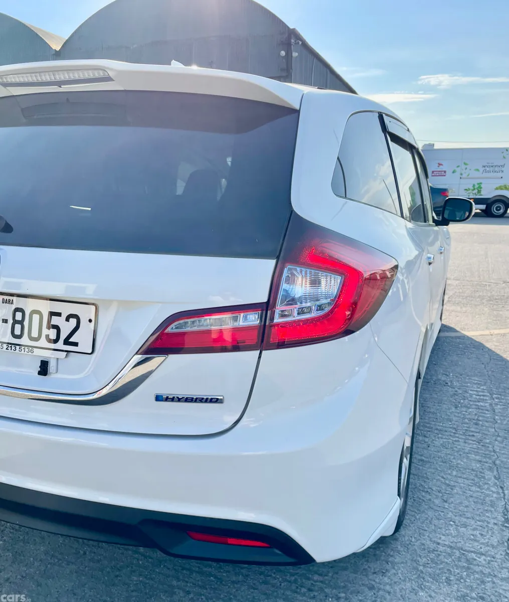 Honda Jade MPV, Petrol Hybrid, 2016, White