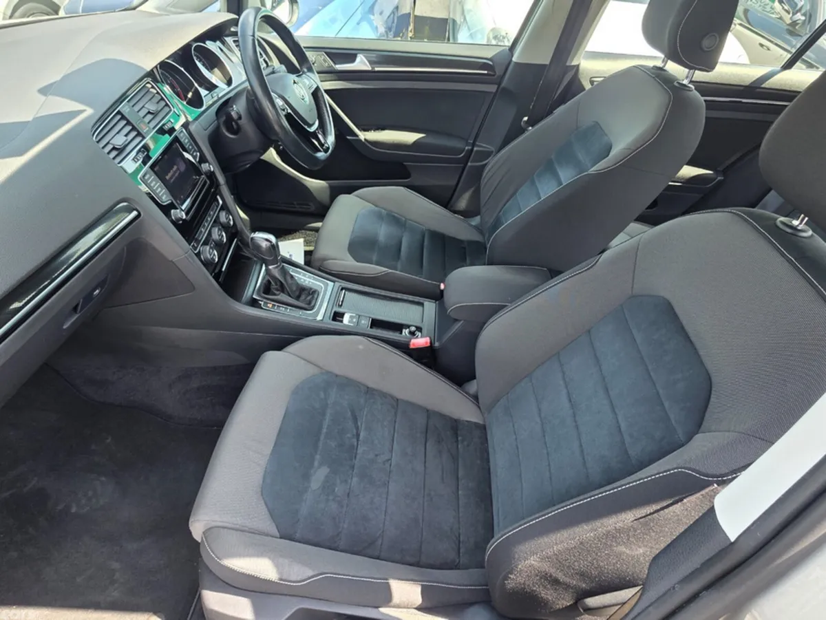 Volkswagen Golf Hatchback, Petrol, 2013, Bronze