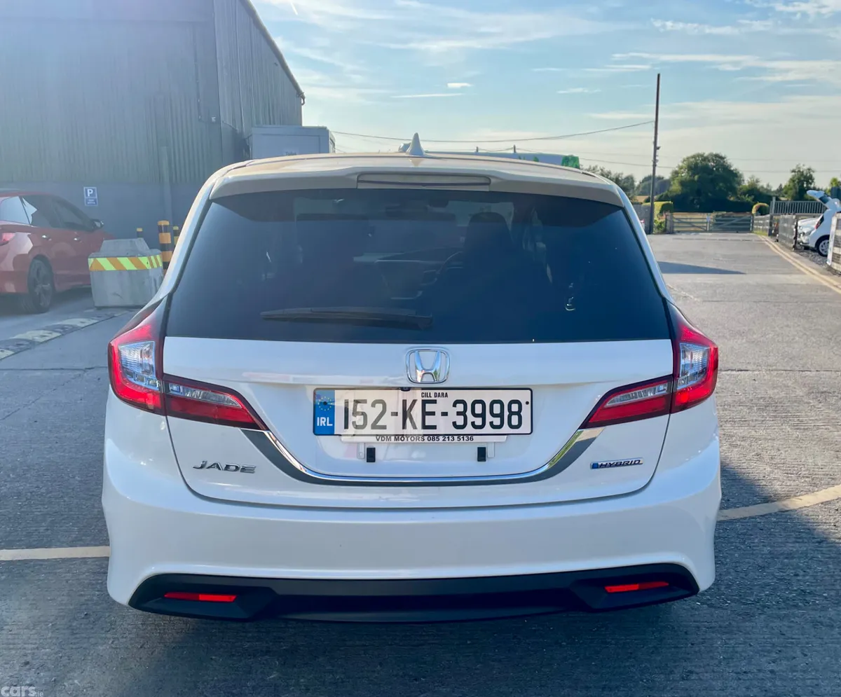 Honda Jade MPV, Petrol Hybrid, 2015, White