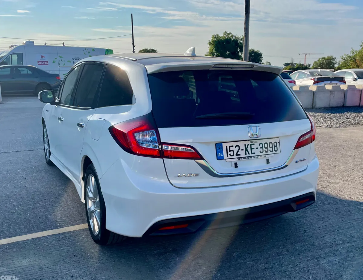 Honda Jade MPV, Petrol Hybrid, 2015, White