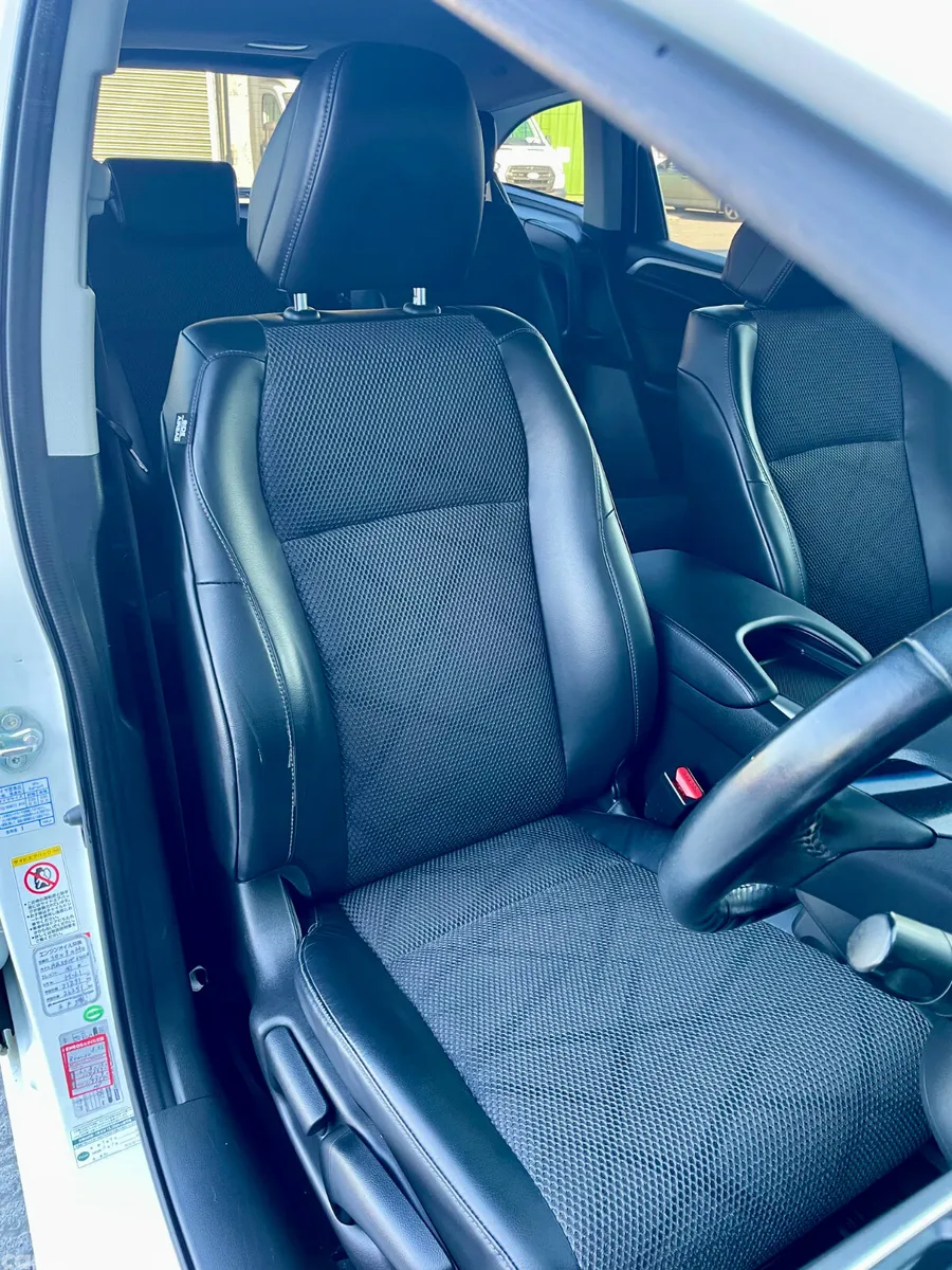 Honda Jade MPV, Petrol Hybrid, 2015, White