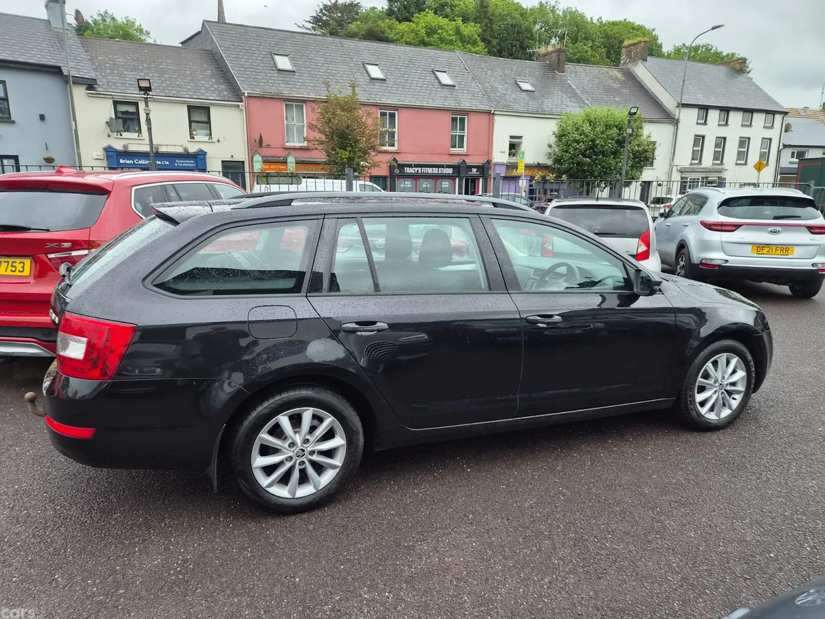Skoda Octavia Estate, Diesel, 2017, Black