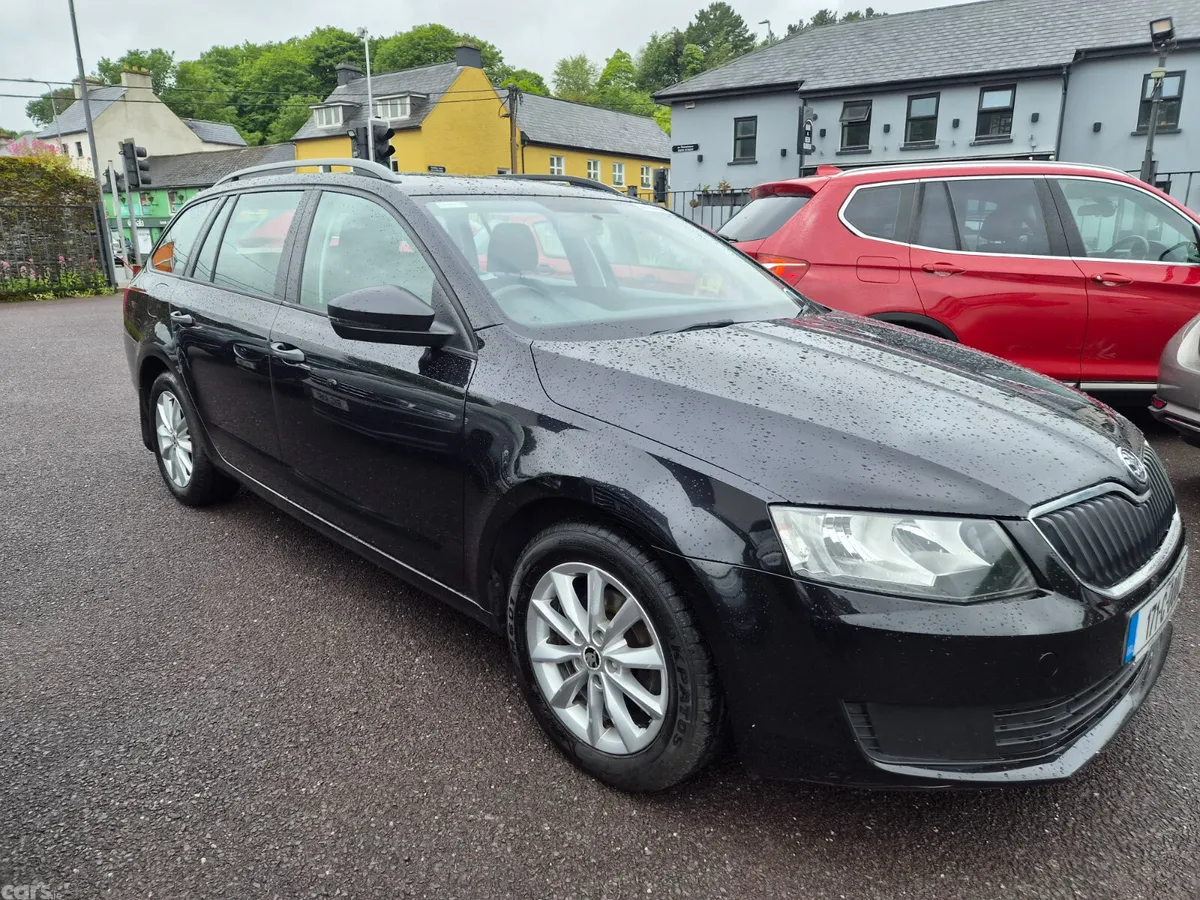 Skoda Octavia Estate, Diesel, 2017, Black