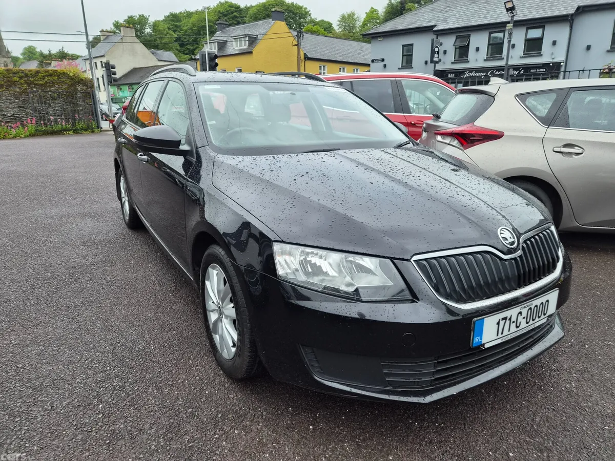 Skoda Octavia Estate, Diesel, 2017, Black