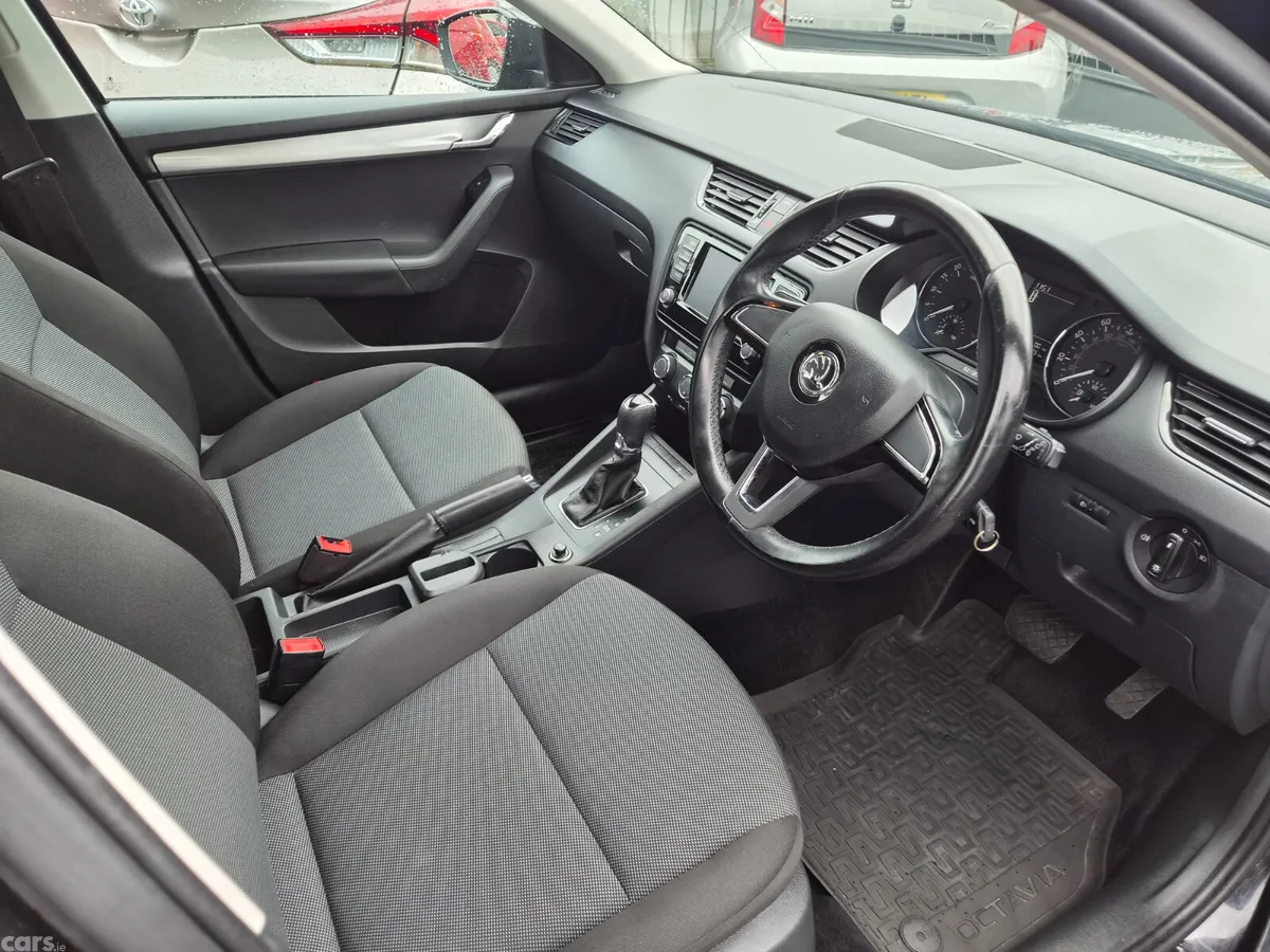 Skoda Octavia Estate, Diesel, 2017, Black