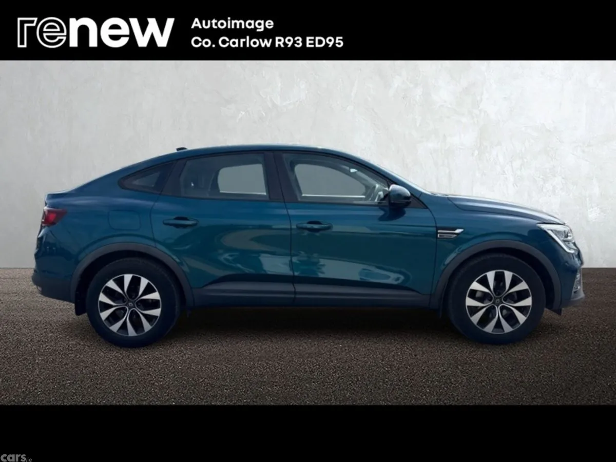 Renault Arkana Hatchback, Petrol, 2023, Blue