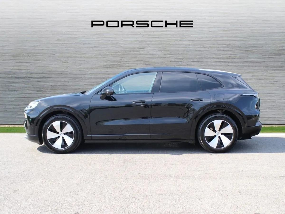 Porsche Cayenne SUV, Electric, 2026, Black