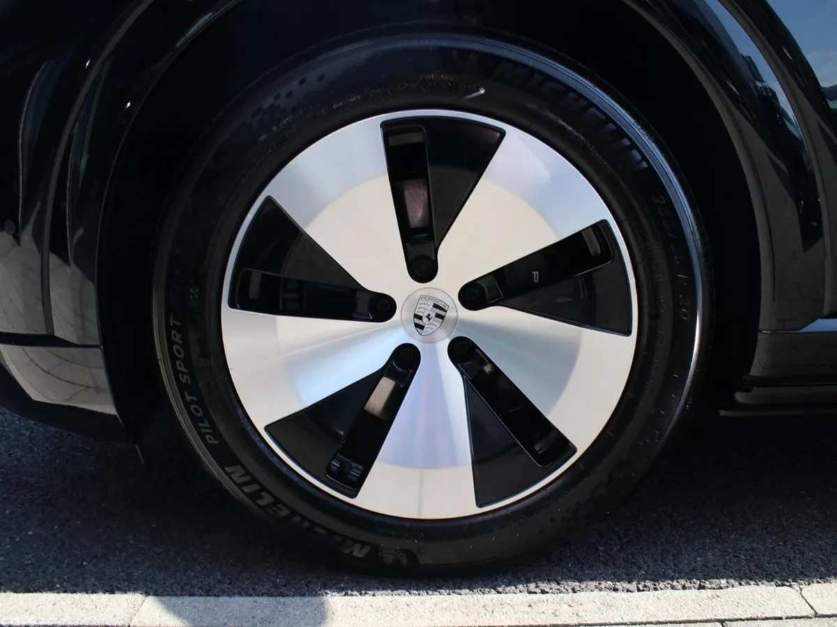 Porsche Cayenne SUV, Electric, 2026, Black